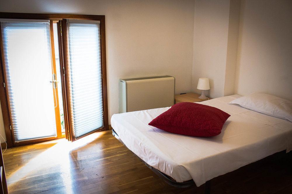 Maison Dei Miracoli 2 Bed & Breakfast