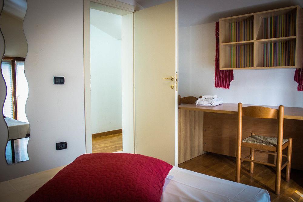 Maison Dei Miracoli 2 Bed & Breakfast Pisa