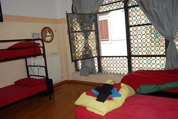 Walking Street Hotel Pisa