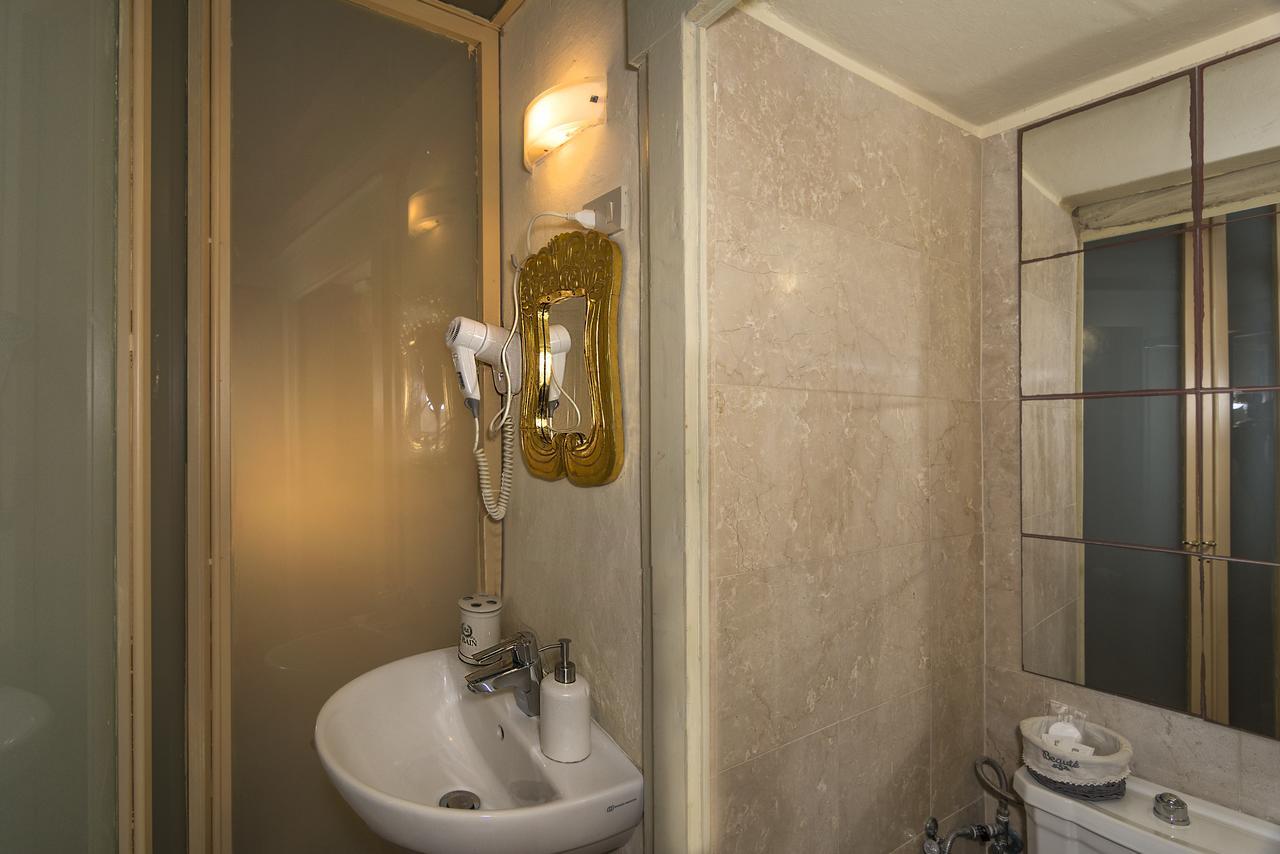 Dimora Nobiliare Bed & Breakfast Pisa