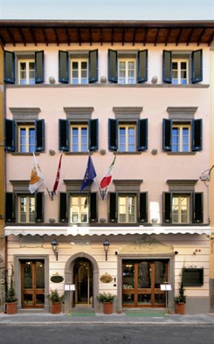 Bed & Breakfast Relais Dei Fiori Dimora D'epoca 3*