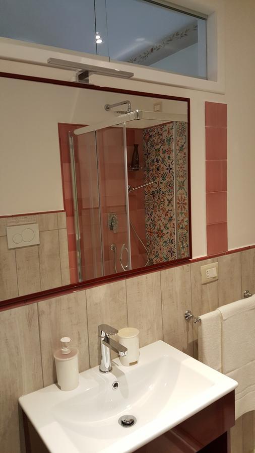 Bed & Breakfast Five Roses 2*