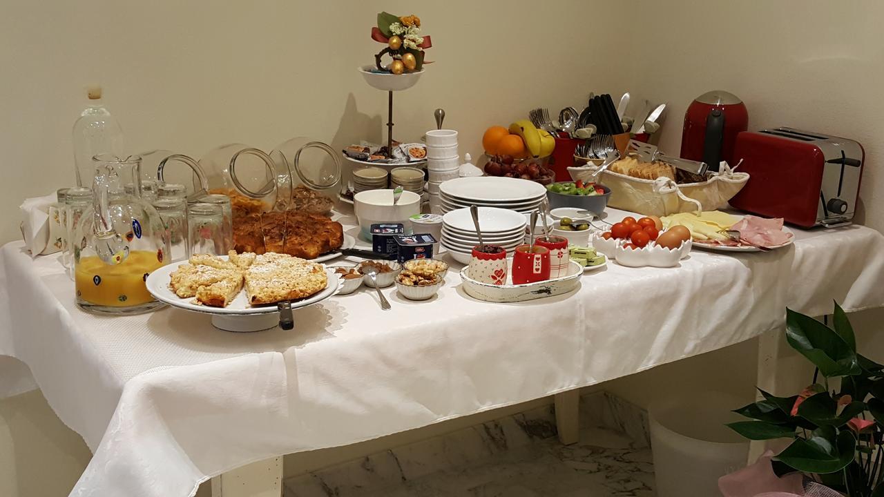 Bed & Breakfast Five Roses Pisa