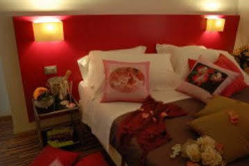 Live09 Design Bed & Breakfast