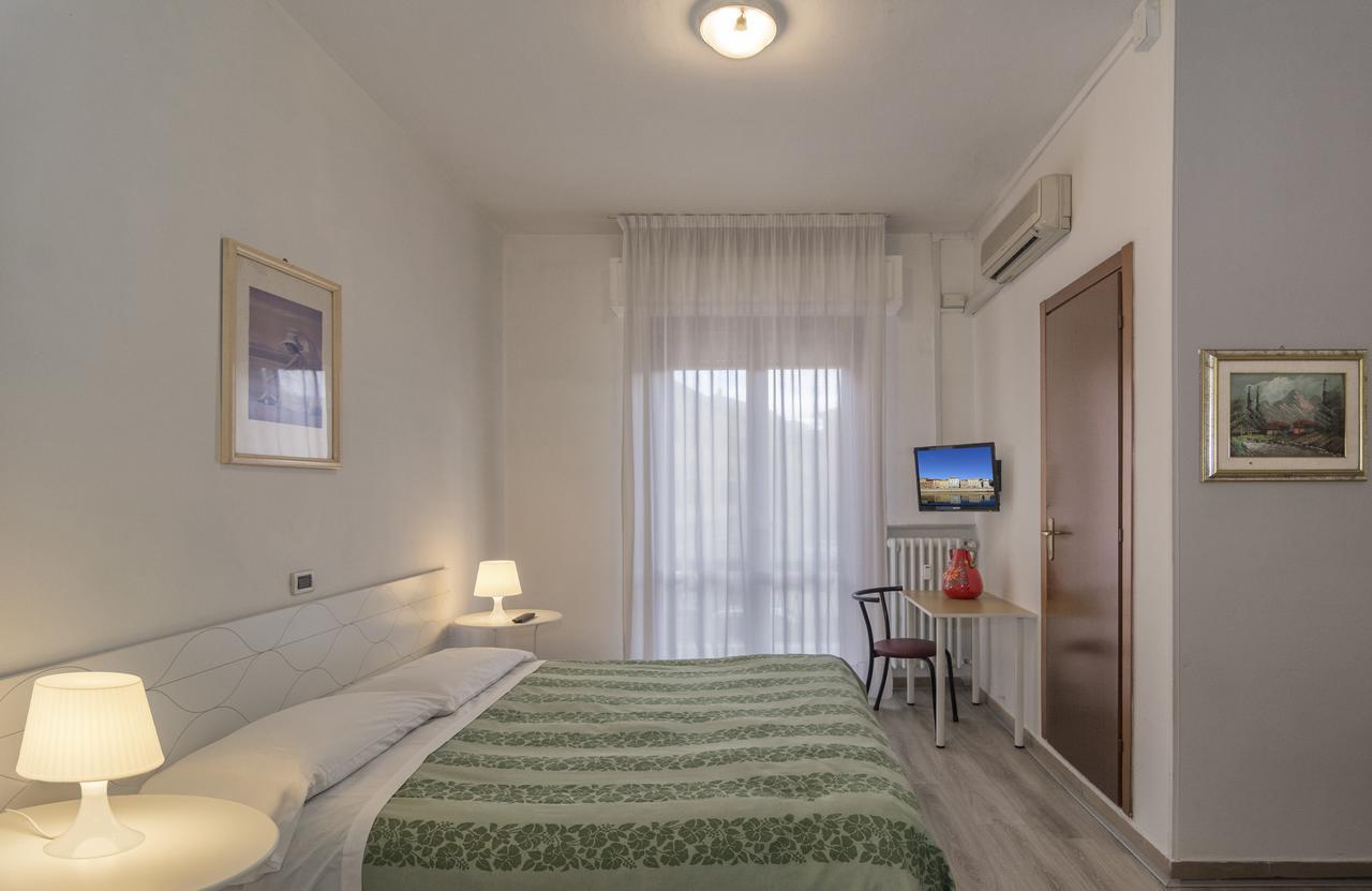 Cecile Hotel