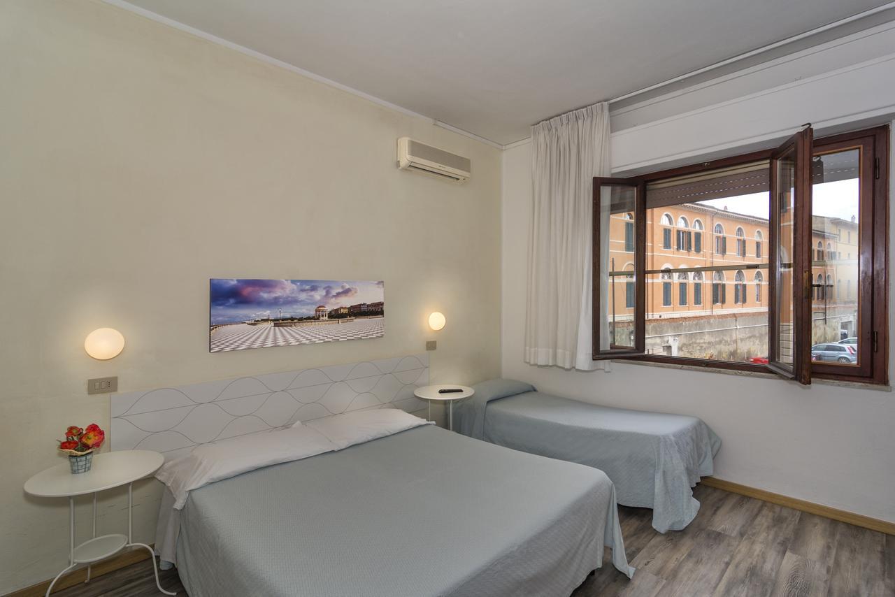 Hotel Cecile 2*