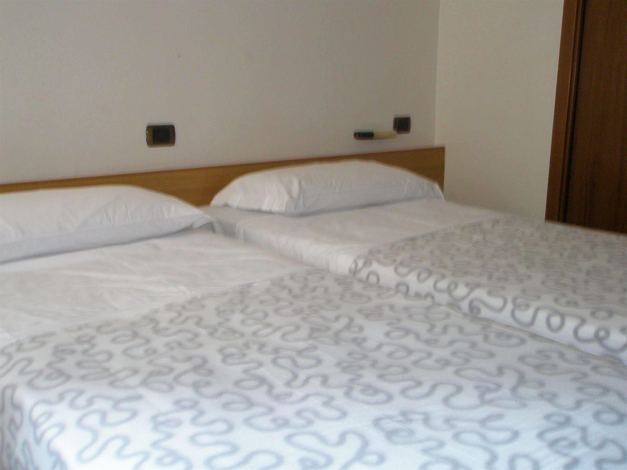 Milano Hotel 2*