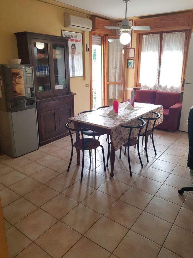 Albero Cisanello Bed & Breakfast *