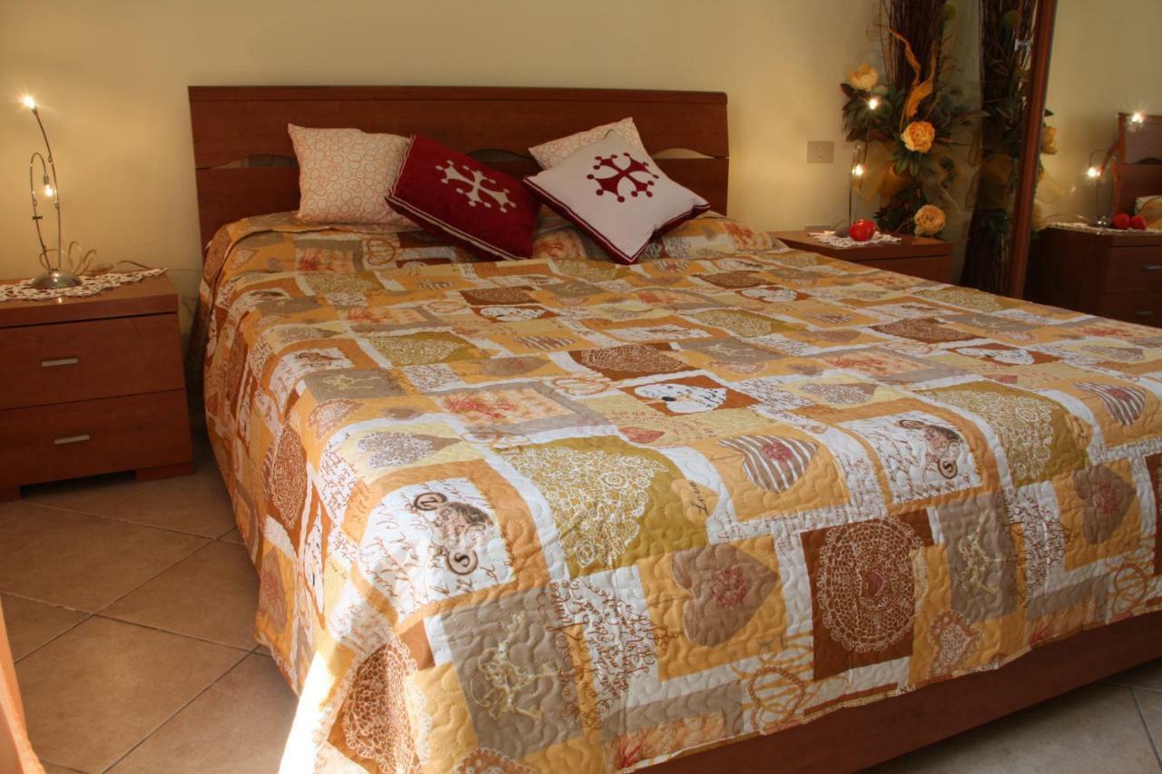 Bed & Breakfast Town *
