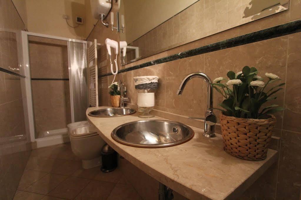 Dimora Nobiliare Bed & Breakfast Pisa