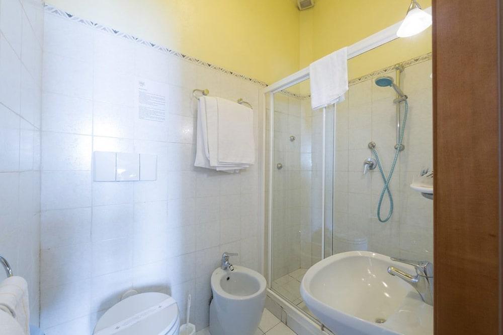 Hotel Moderno Pisa