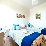 Hostly - Family Home Cisanello