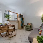 Tuttomondo Central Flat With Private Courtyard