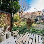Centro Storico Spina White House