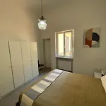 Montanelli 26