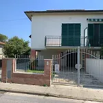 House Of Nila & Lida