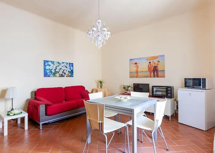 Midtown Apartment