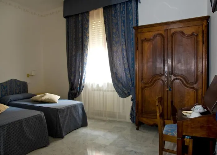 Lady Rose Bed & Breakfast