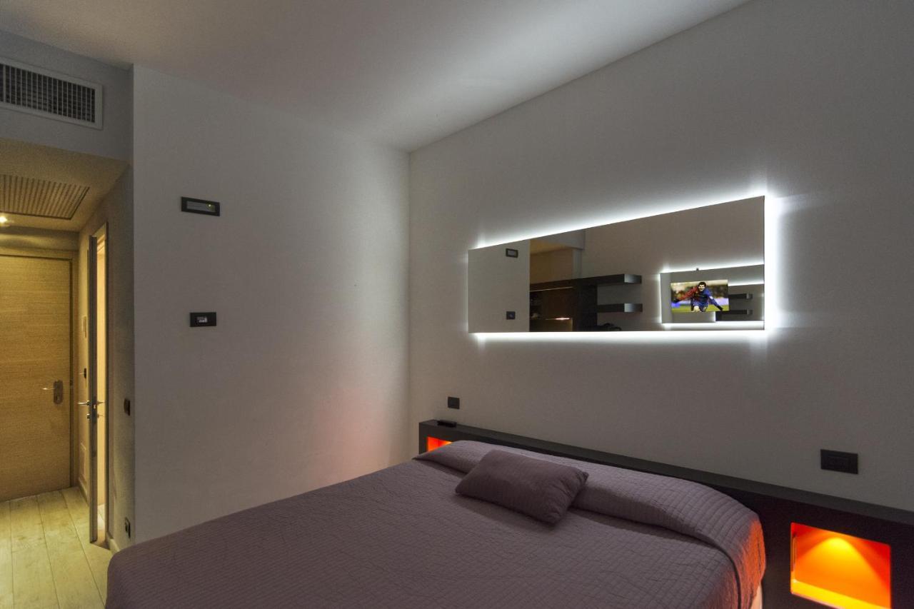 Blue Shades Hotel 4*