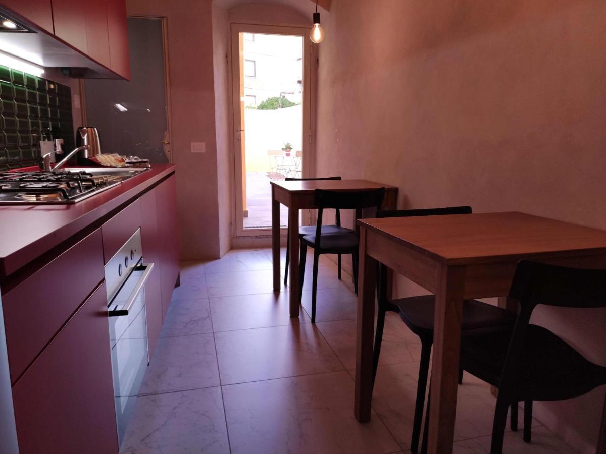 Lo Strullo Apartment *