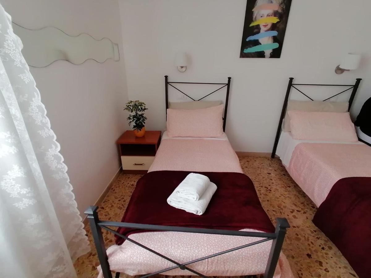 Apartment Casa Doina Airport