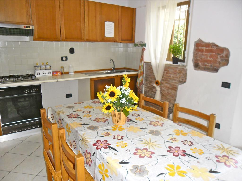 Lumiere Guest house 2*