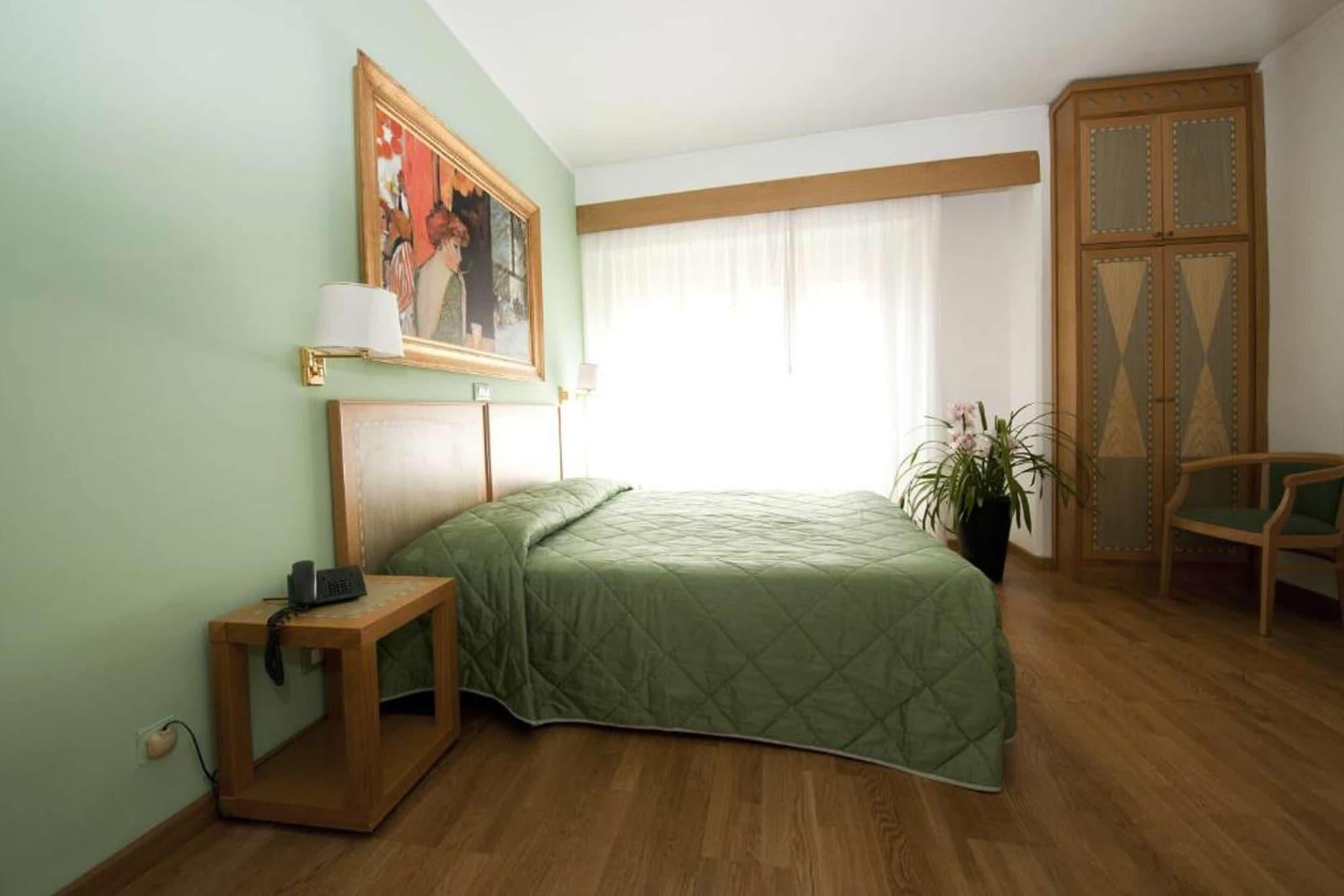Touring Hotel 3*