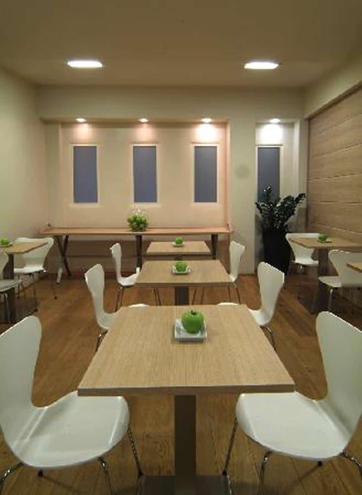 Touring Hotel 3*