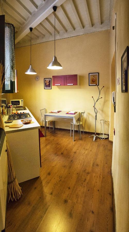 Apartment On The Riverside *