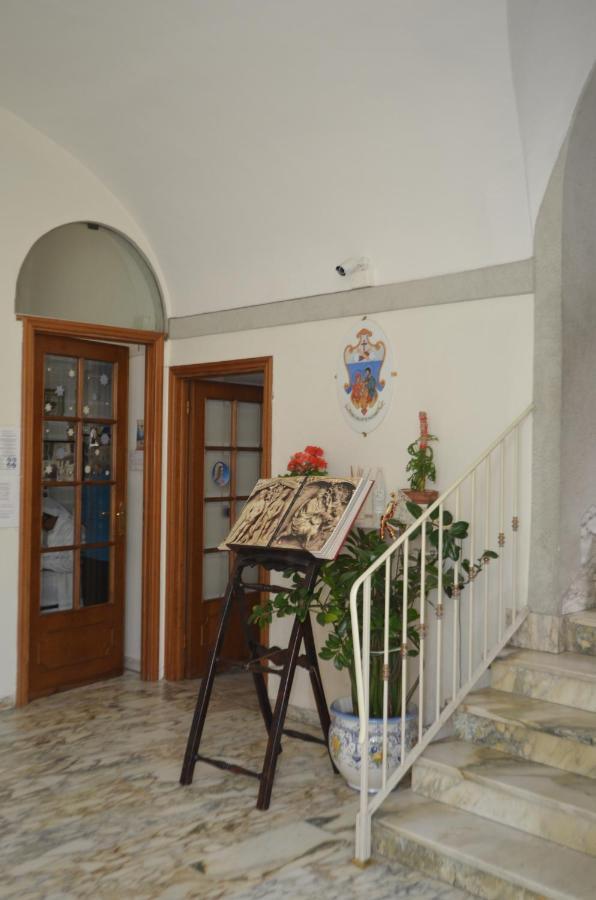 Bed & Breakfast Casa Per Ferie Religiosa Figlie Di Nazareth Pisa