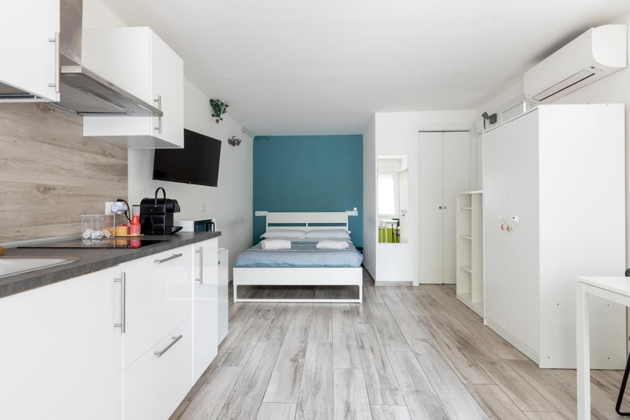 Apartment Station *
