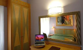 Hotel Touring 3*