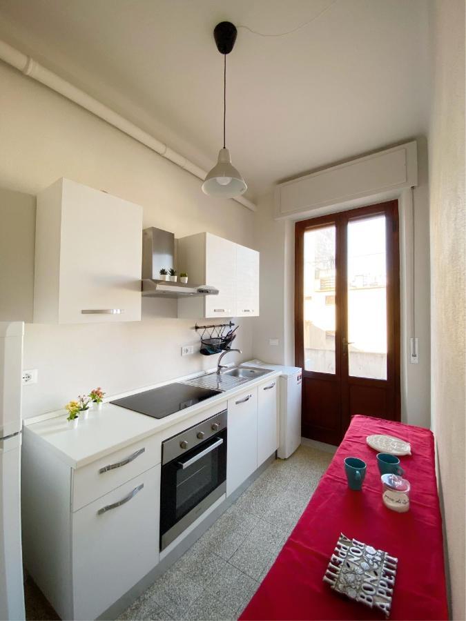 Comodo E Confortevole Nel Cuore Pulsante Di Apartamento