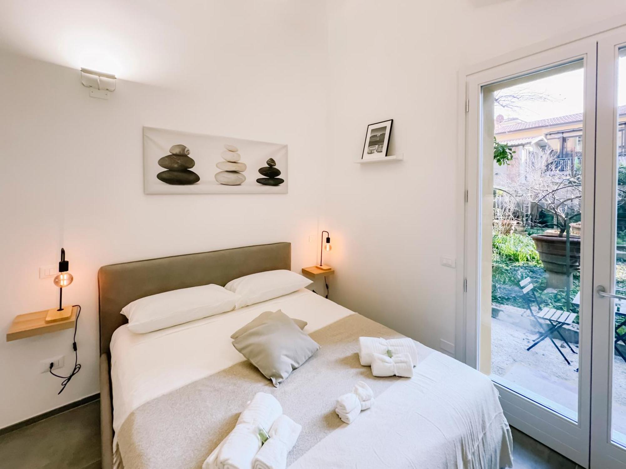 Centro Storico Spina White House Apartment *