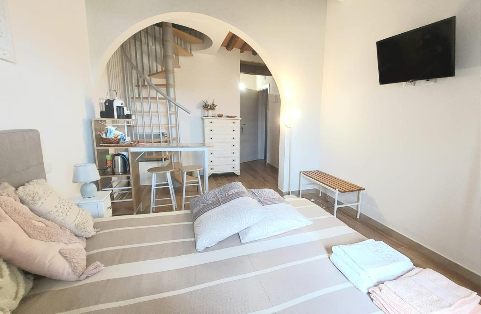 La Garitta - Villa Tra Pisa E Livorno Free Parking Ac Guest house