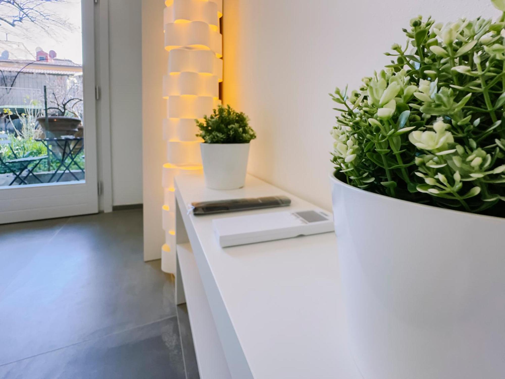 Centro Storico Spina White House Apartment
