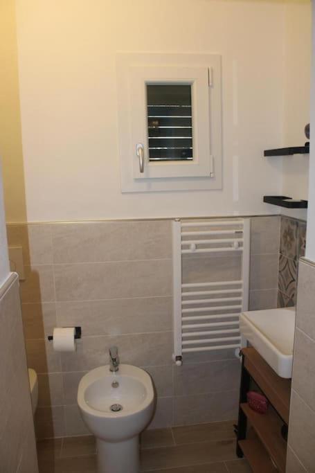 6th Door House Apartment *