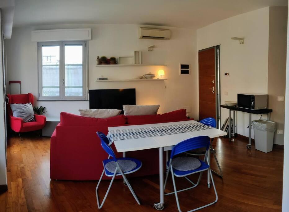 Rainbow Apartment
