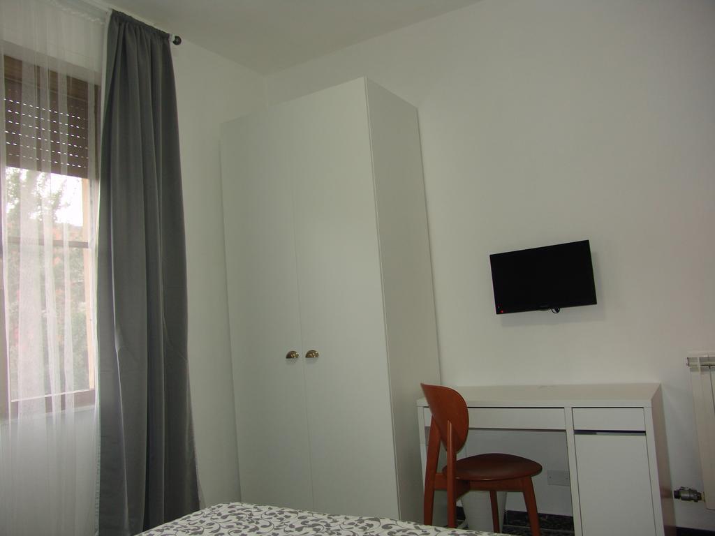 B&B Myosotis * Pisa