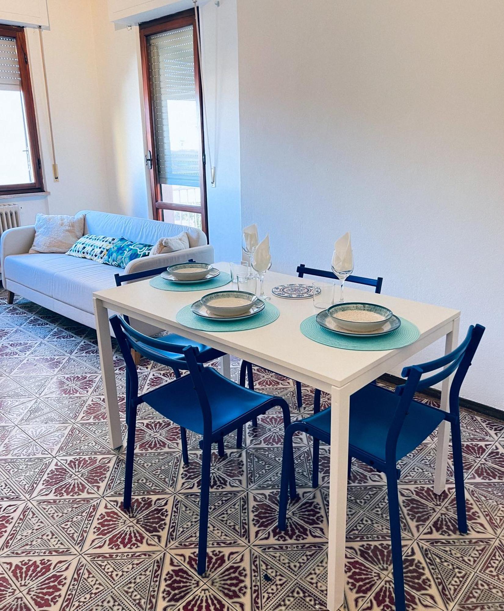 Appartamento 2 Camere, 3 Balconi, Parcheggio, Zona Residenziale Pisa