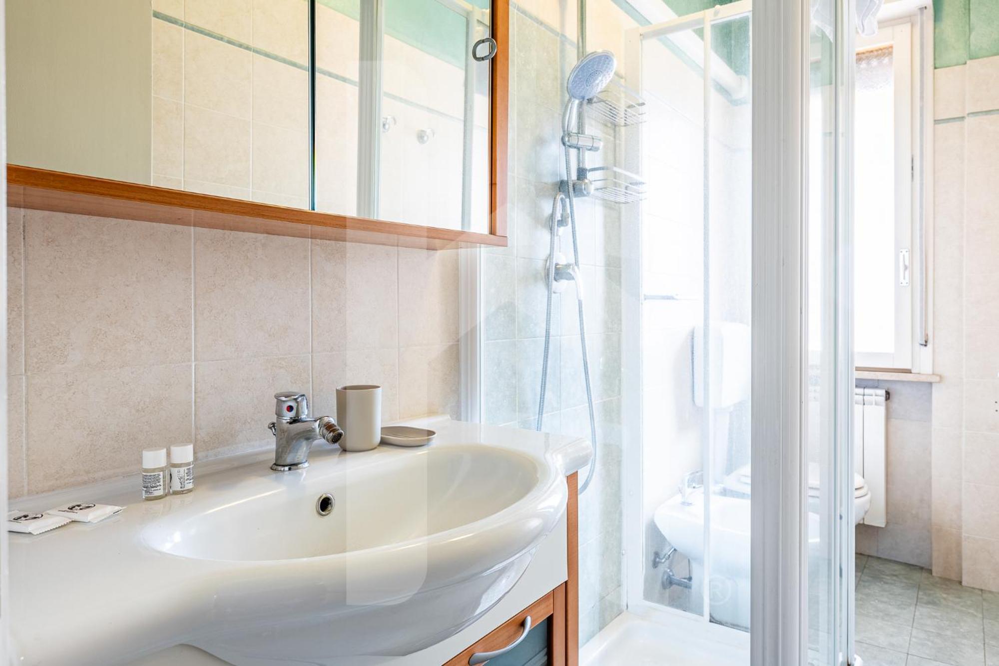 Apartment Homiday- Free Parking - Design Flat - Ospedale Cisanello Pisa