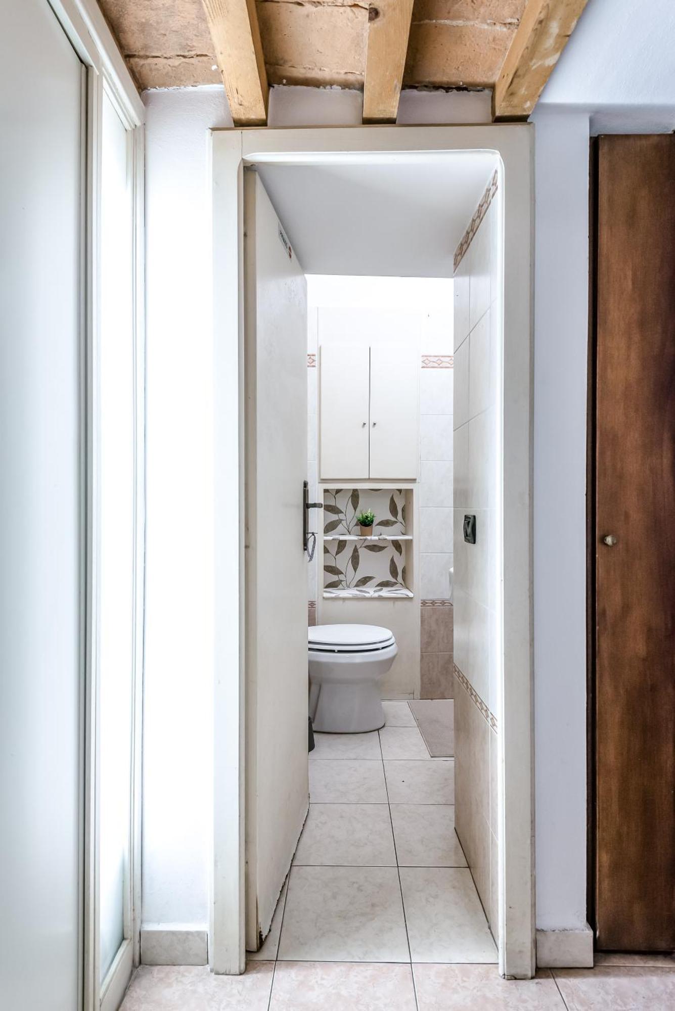 Apartment Hostly-santa Maria Tower Suite-just By The Tower