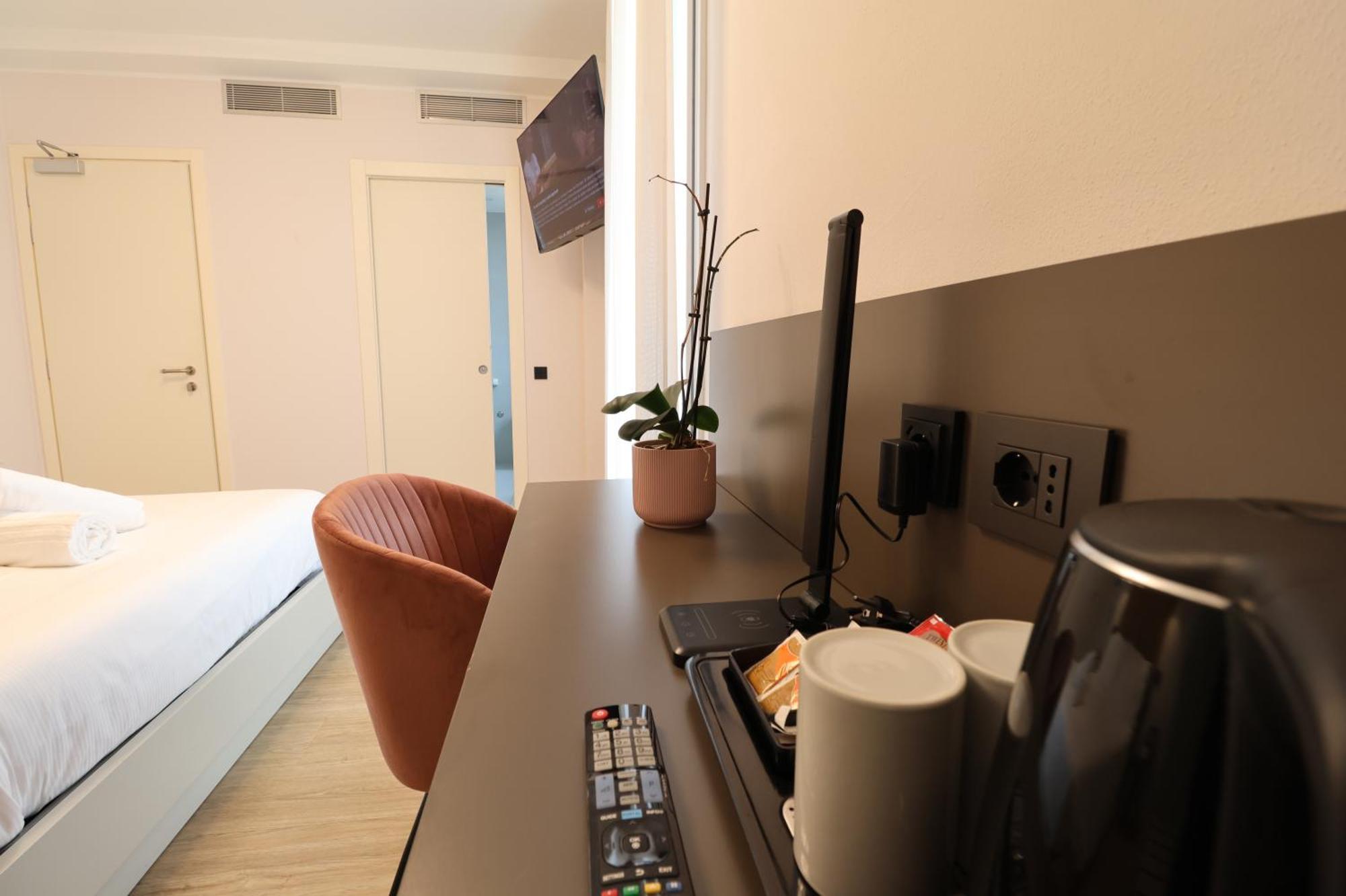 Hotel Miratorre Superior 3*