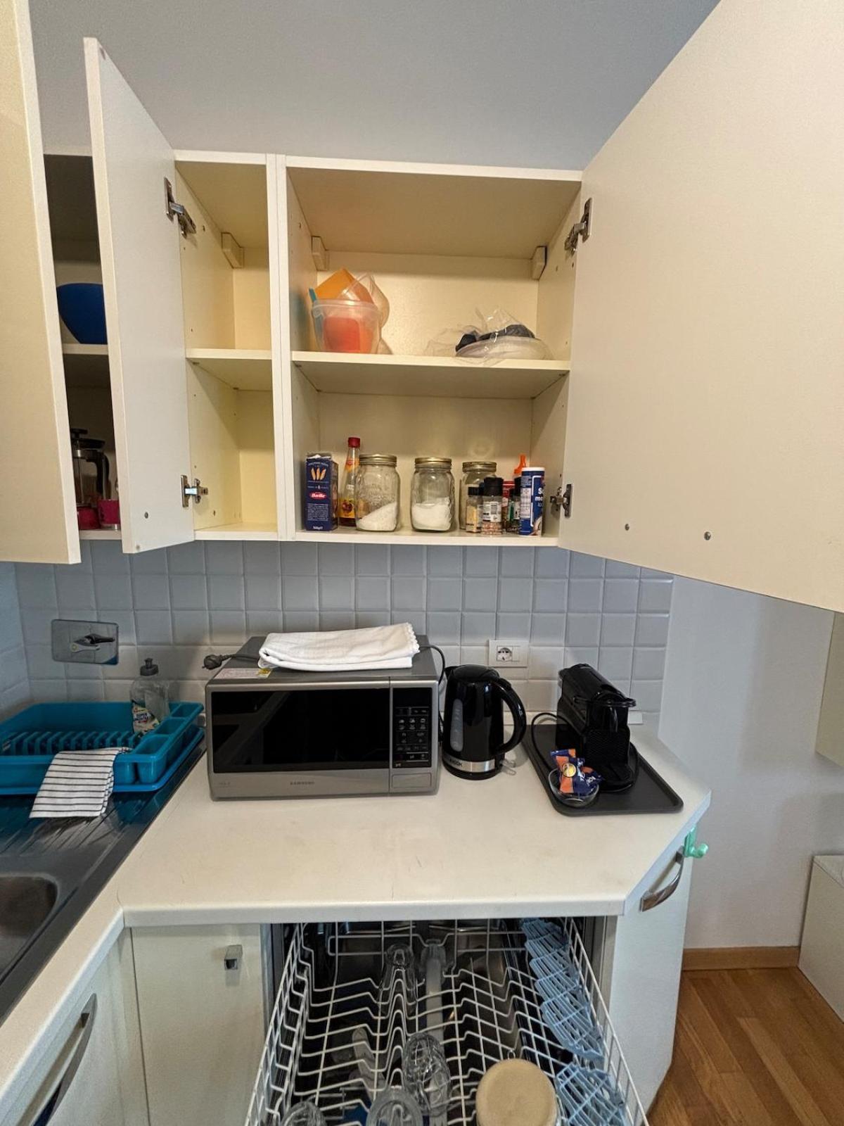 Beautiful New Apartment, Near Torre Di Apartment Pisa