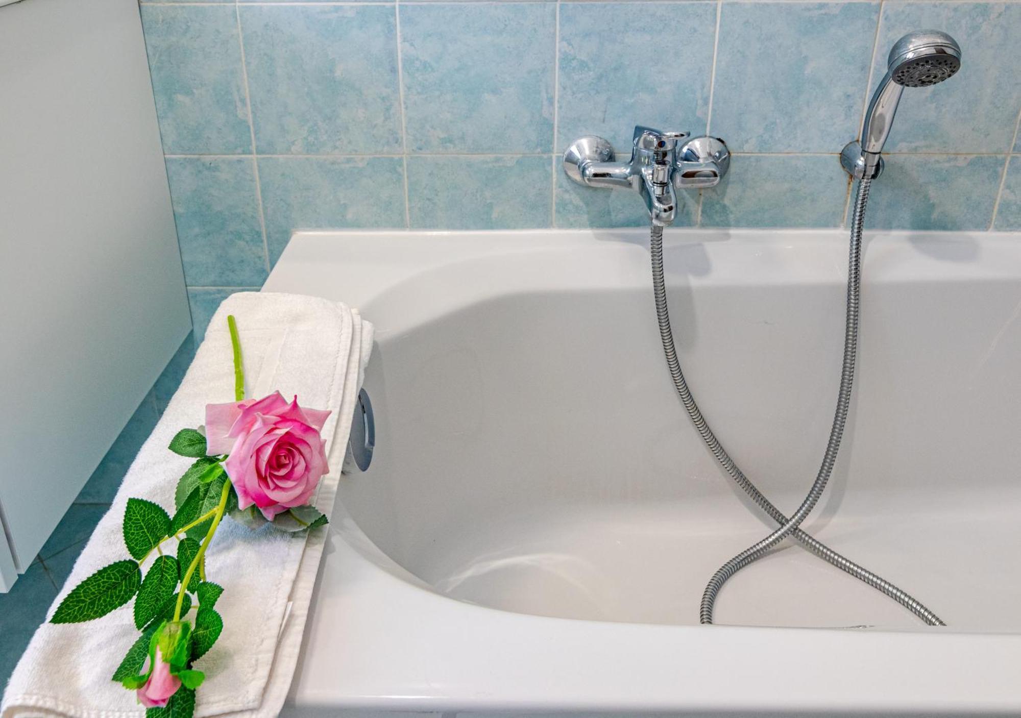 Apartment Landi 2 - Near The Center, Free Public Parking