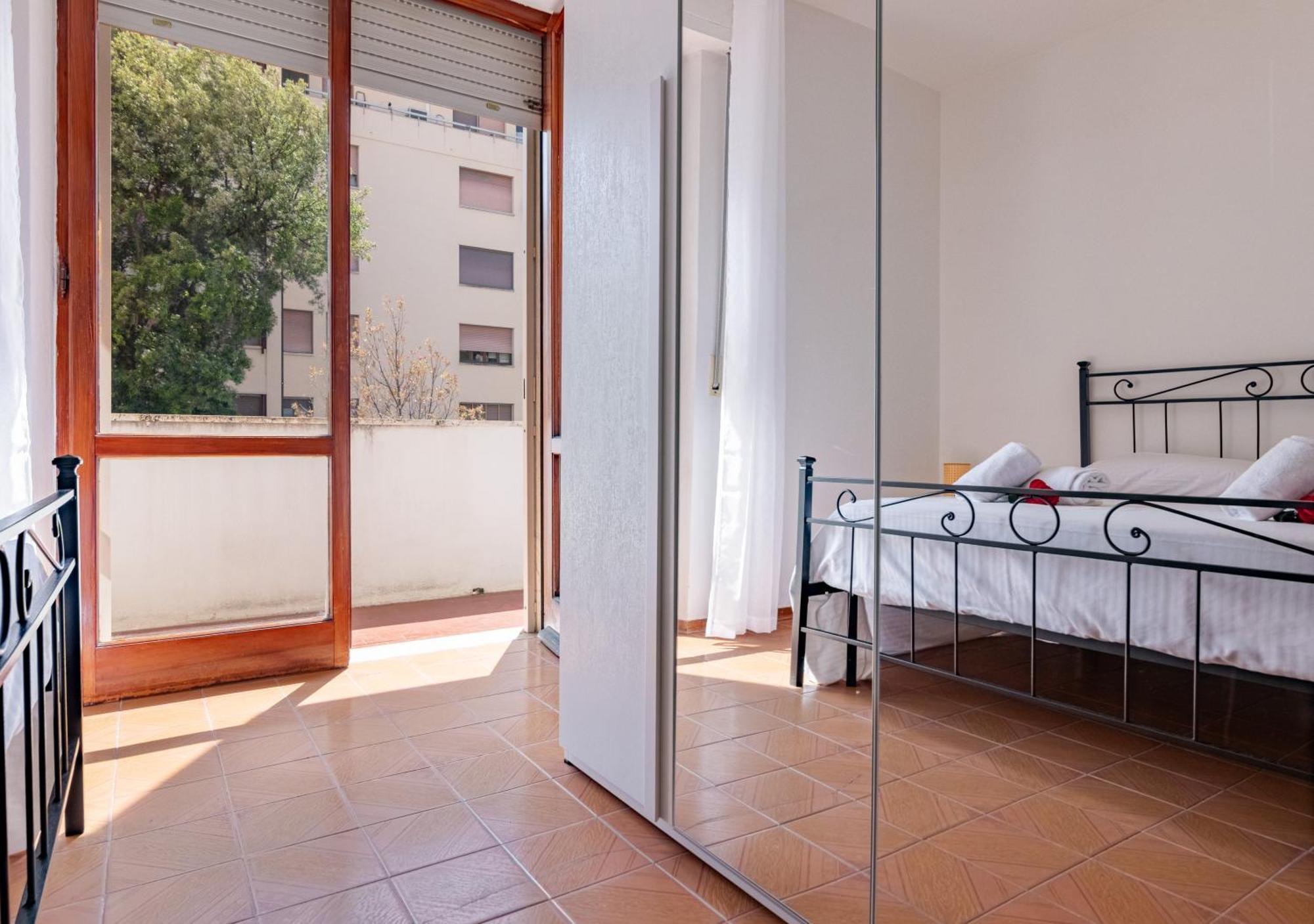 Landi 2 - Near The Center, Free Public Parking Apartment *
