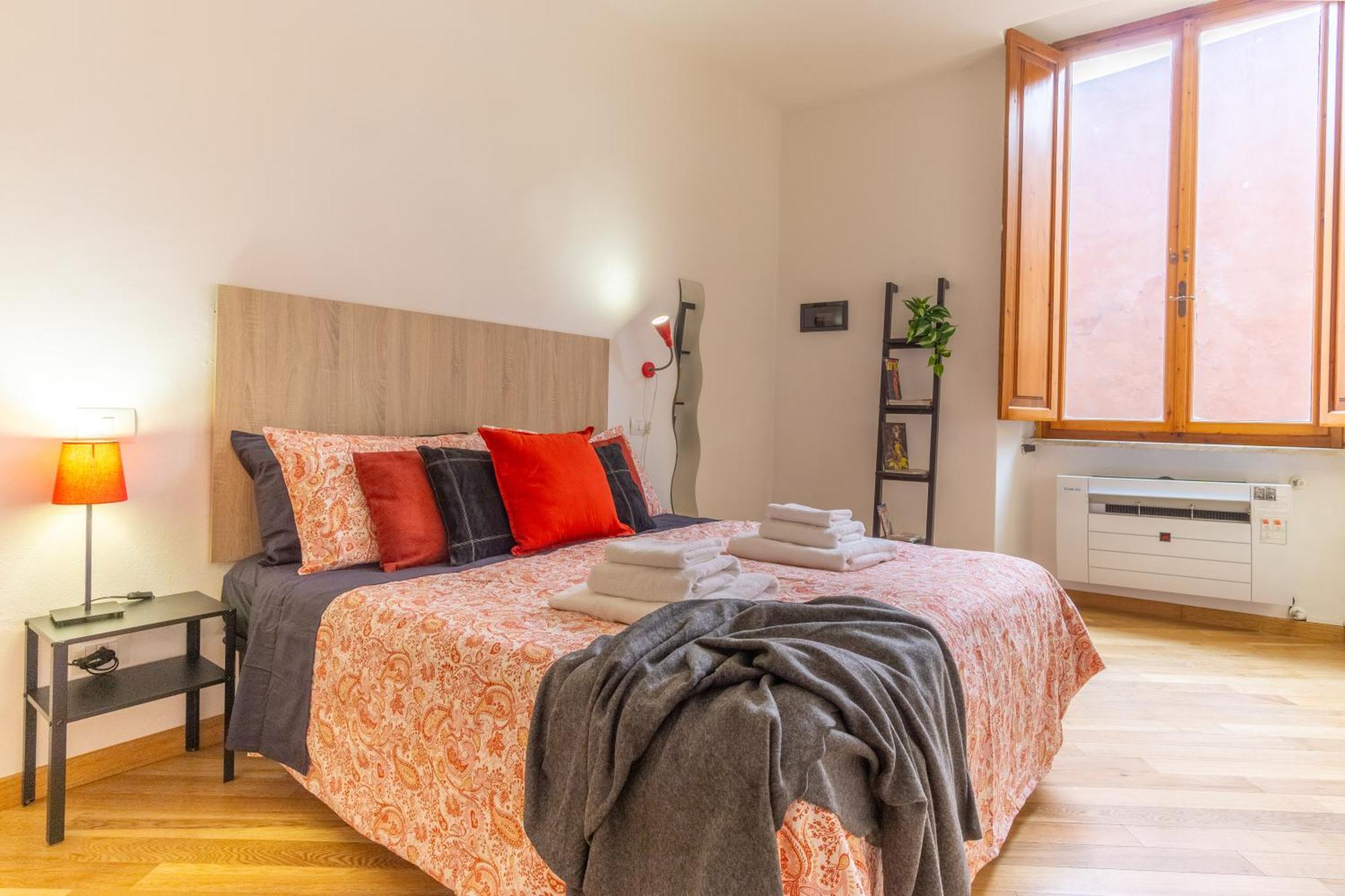 Apartamento Center - Free Wifi & Ac - 10min Tower - Dimora Del Mercante