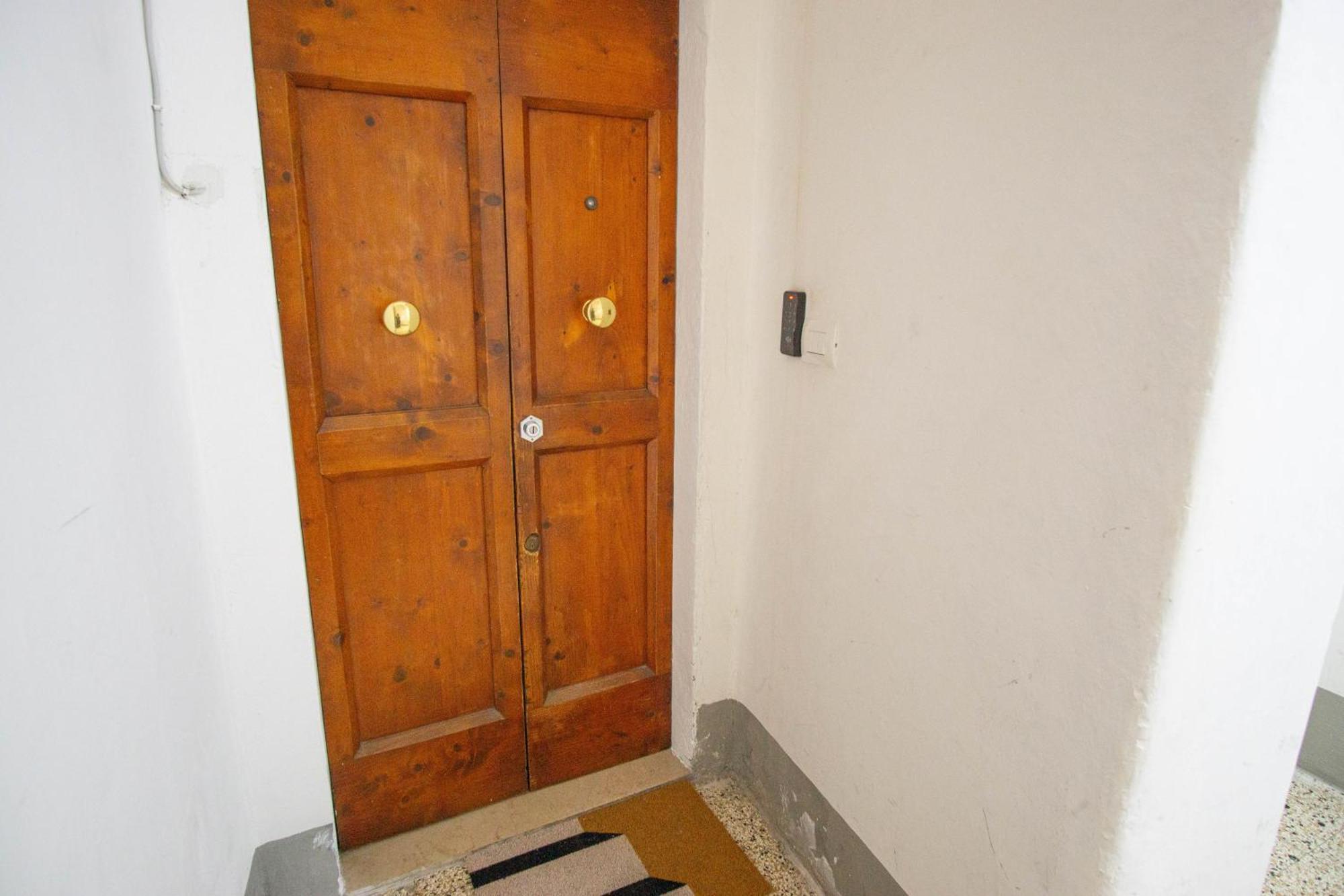 Center - Free Wifi & Ac - 10min Tower - Dimora Del Mercante Pisa