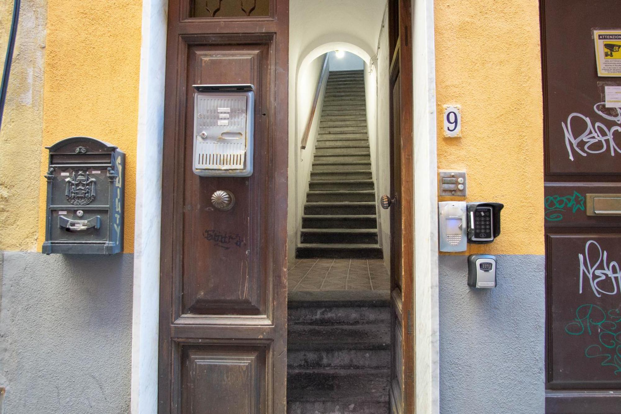 Center - Free Wifi & Ac - 10min Tower - Dimora Del Mercante Pisa