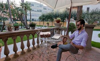 Tower Hotel 2*